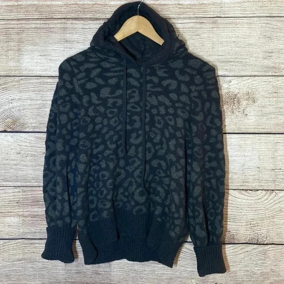 Express Sweaters - Express | Women’s Animal Print Soft Fuzzy Pullover Hooded Sweater Size Medium